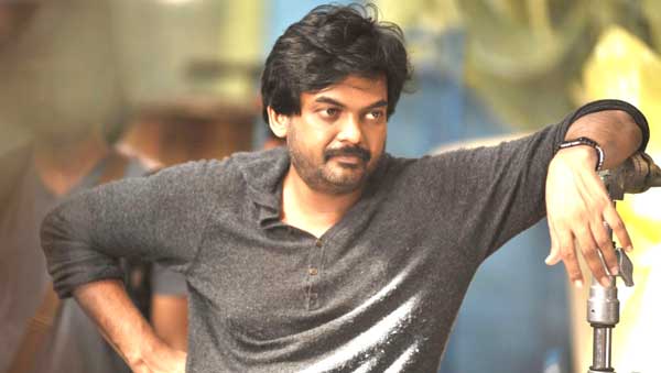 puri jagannath,chiru movie with puri,ramcharan with puri,charmi in jyothi lakshmi  వరసపెట్టి సినిమాలు చేయడానికి పూరి రెడీ.!